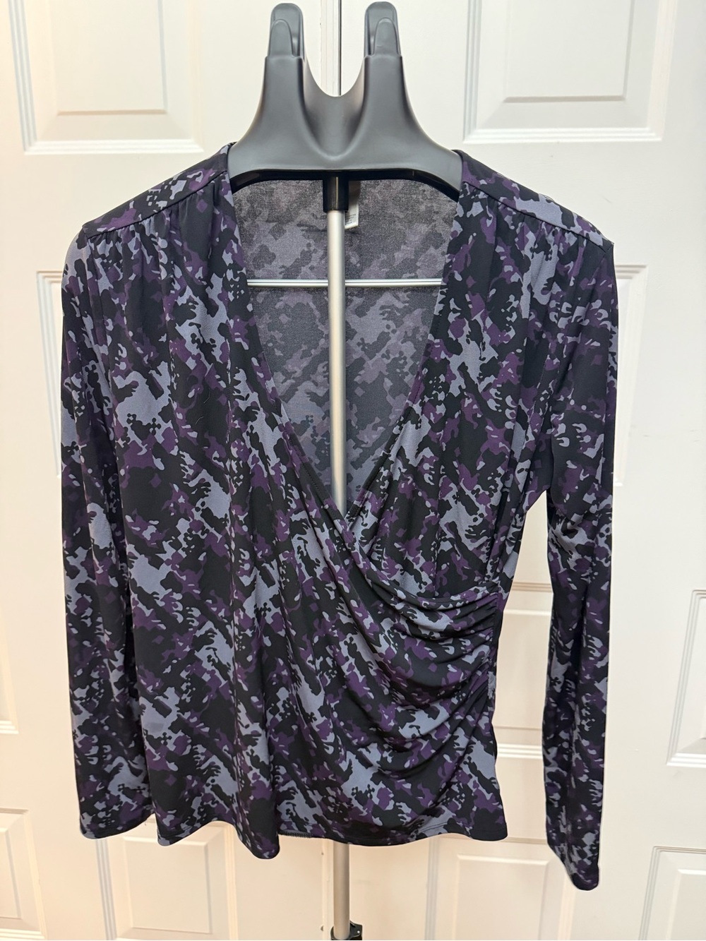 Merona Black and Charcoal Camouflage Top
